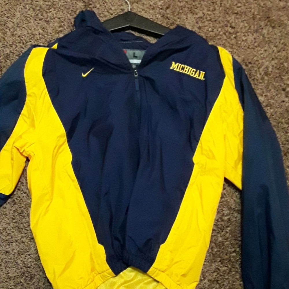 Michigan Wolverines Windbreaker
